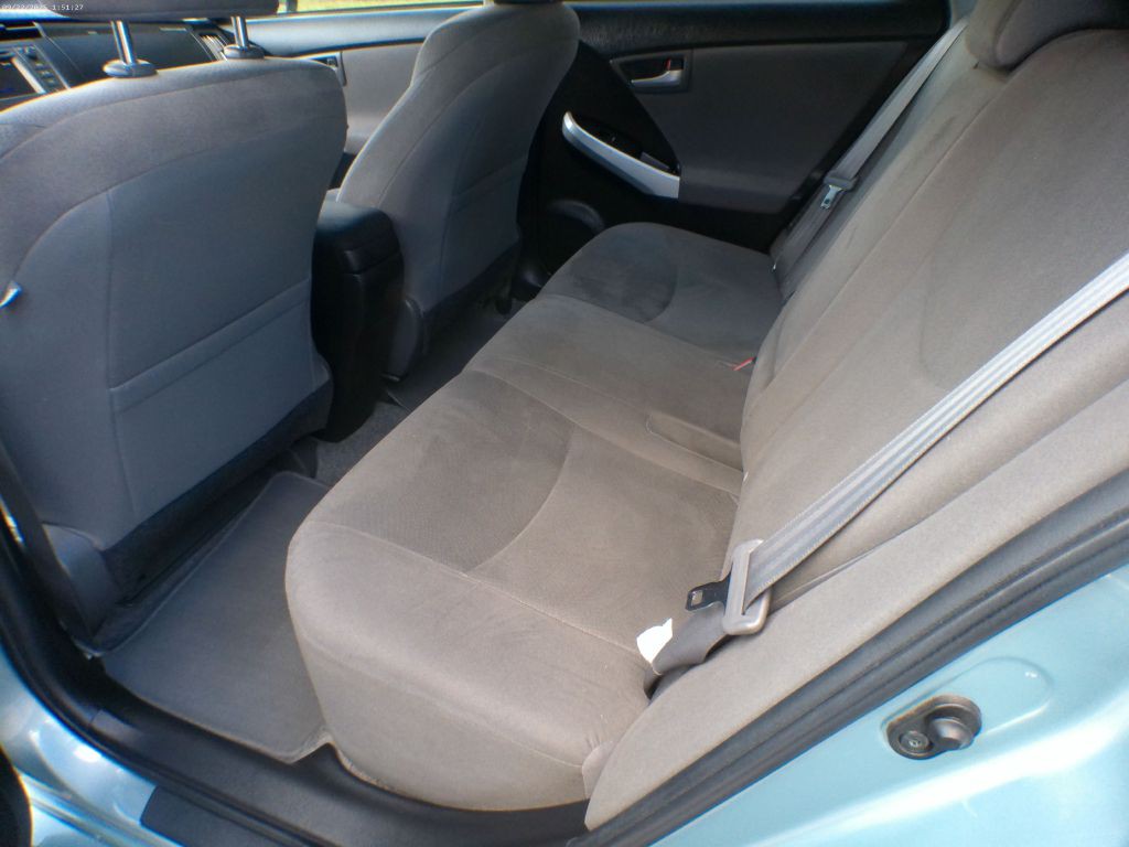 2014 Toyota Prius Image 17