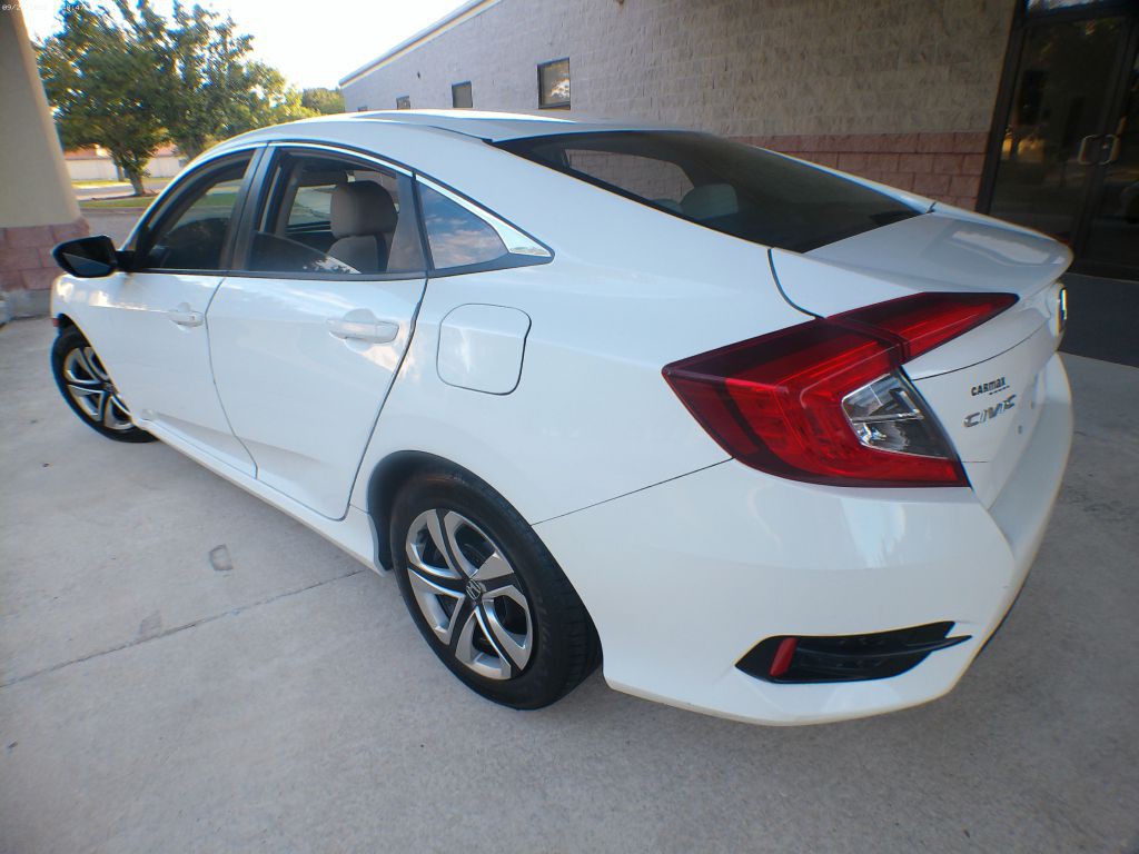 2017 Honda Civic Image 4