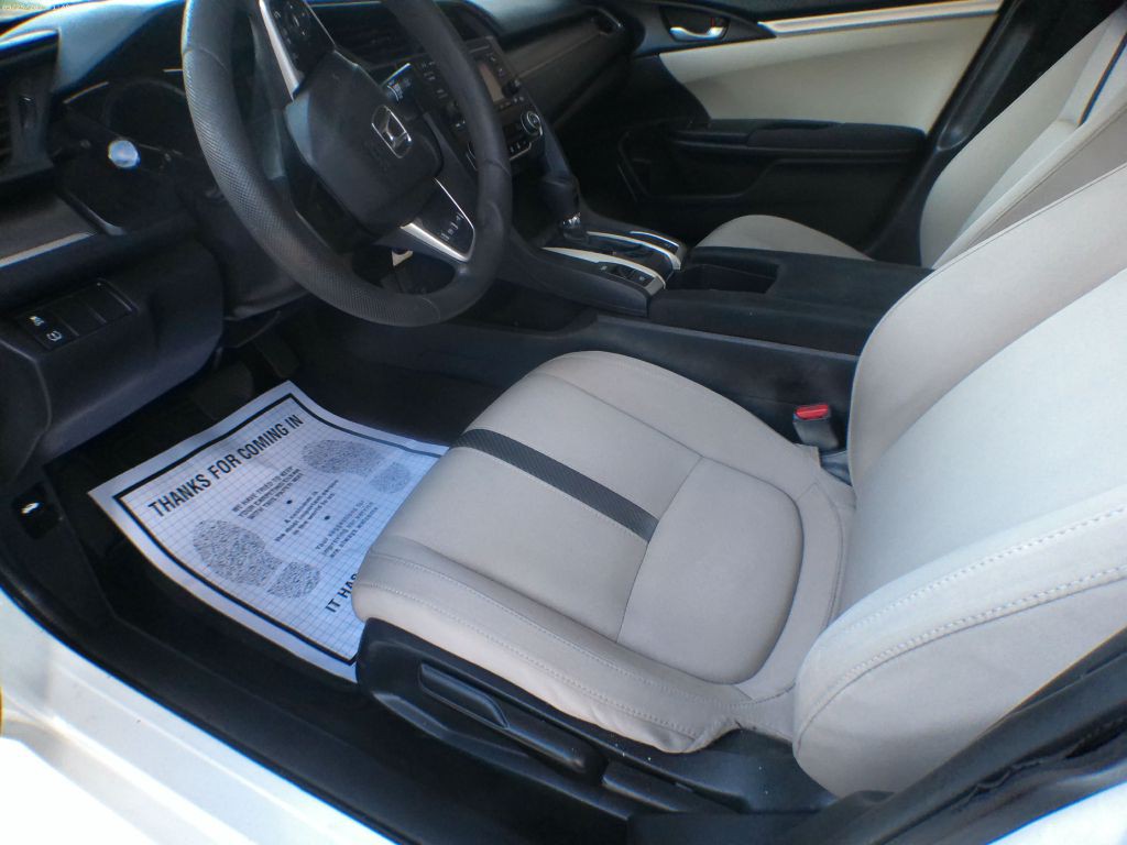 2017 Honda Civic Image 5
