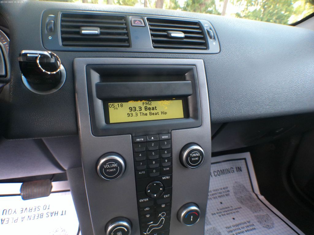 2008 Volvo S40 Image 11