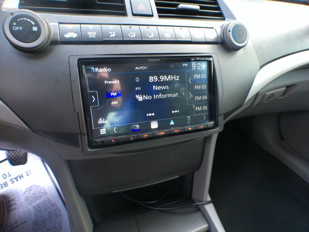 2012 Honda Accord Image 11