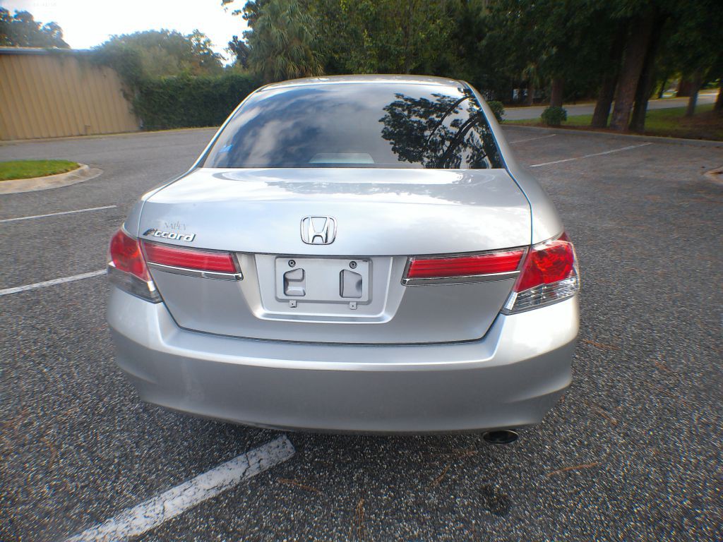 2012 Honda Accord Image 16
