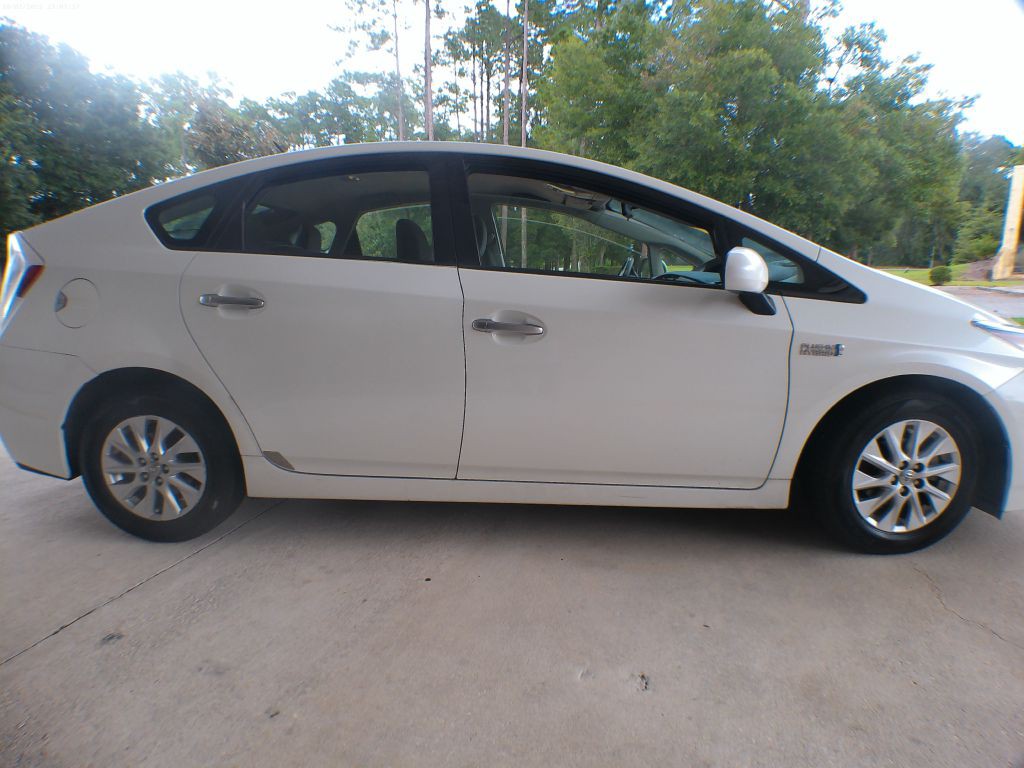2013 Toyota Prius Image 7