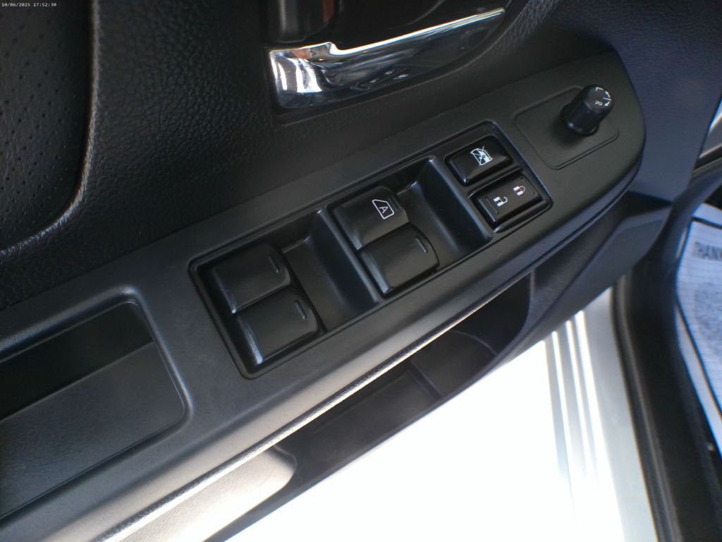 2013 Subaru Impreza Image 8