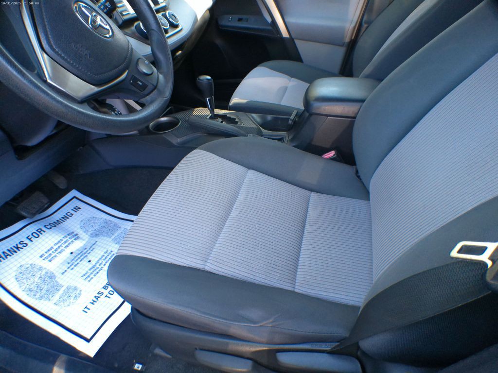 2013 Toyota Rav4 Image 7