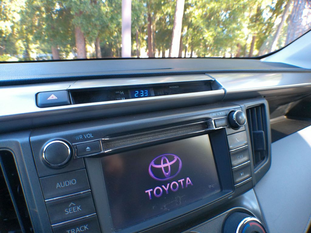 2013 Toyota Rav4 Image 14