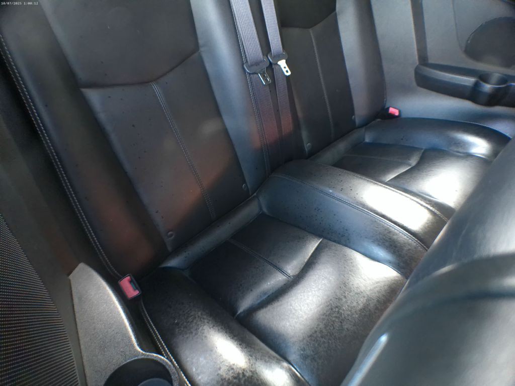 2011 Chrysler 200 Image 8