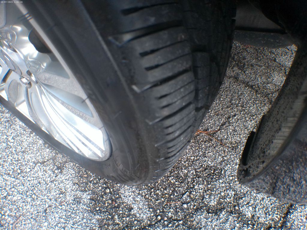 2011 Chrysler 200 Image 19