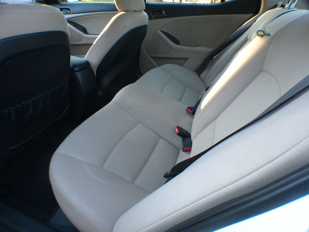 2015 Kia Optima Image 6