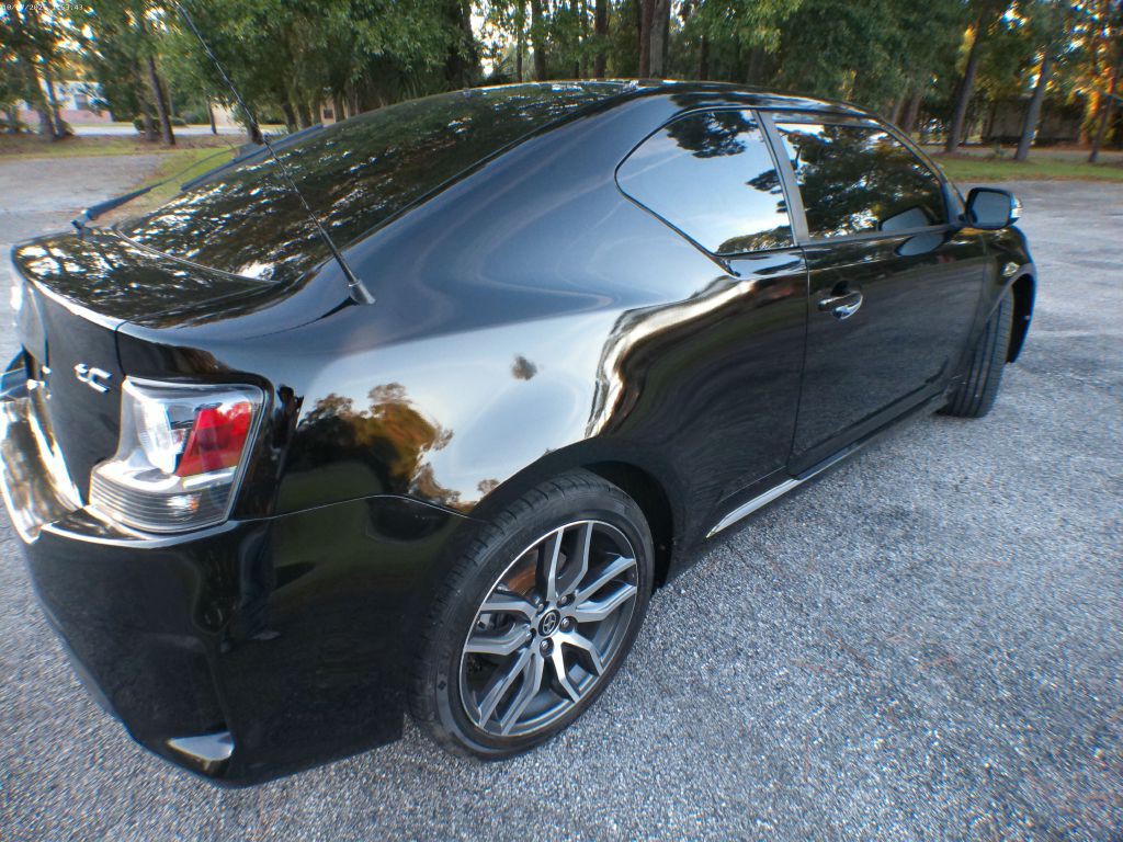 2016 Scion tC Image 3