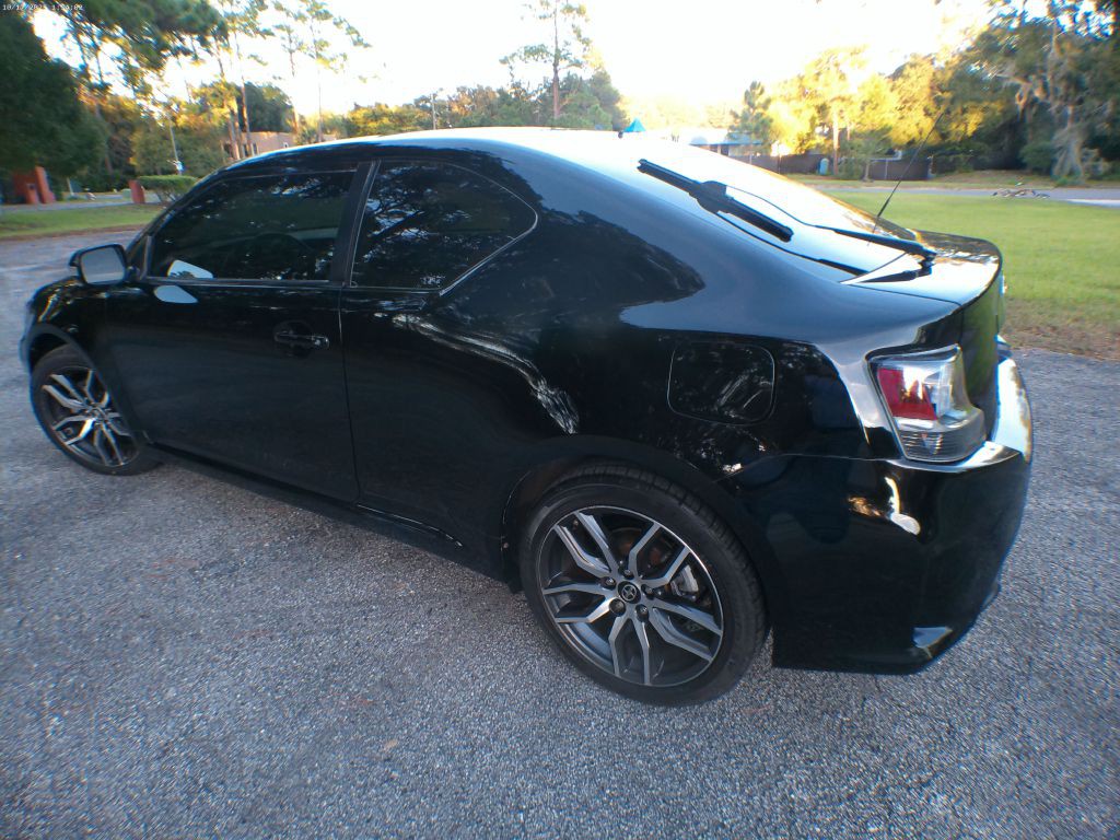 2016 Scion tC Image 4