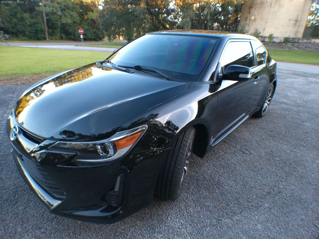 2016 Scion tC Image 5