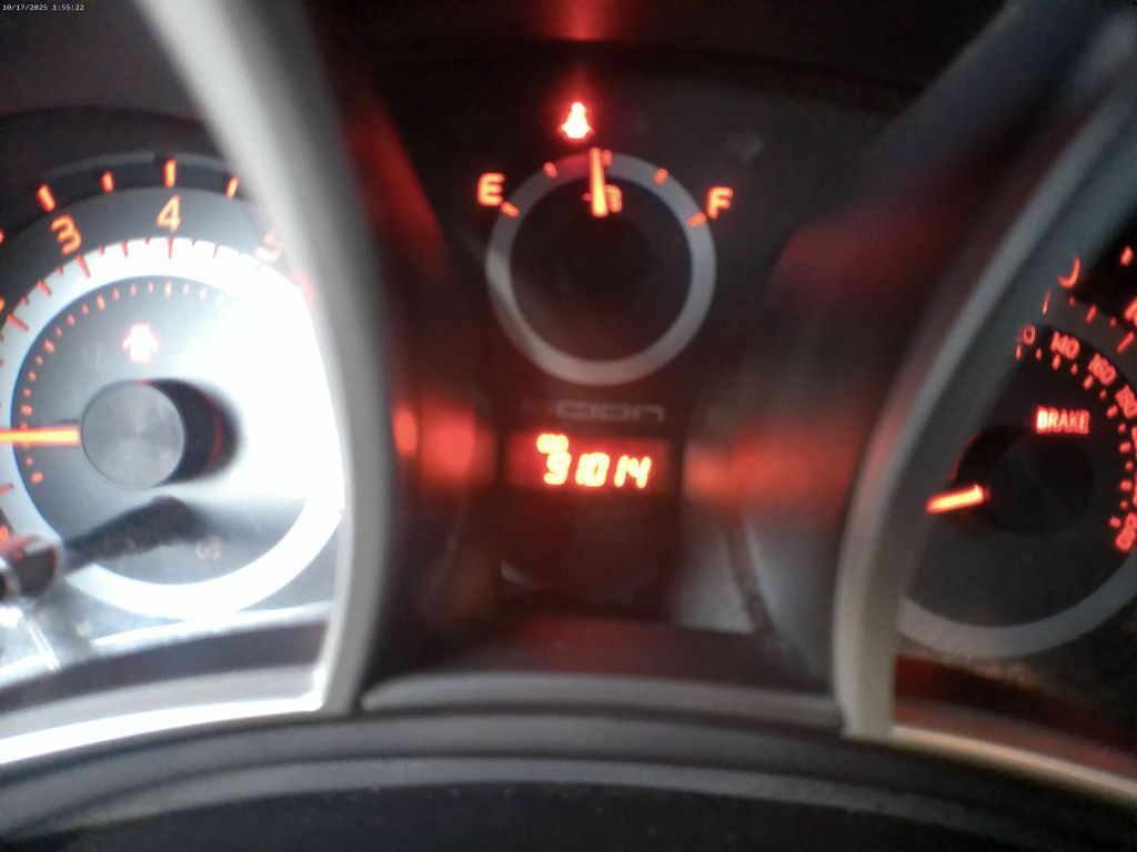 2016 Scion tC Image 10