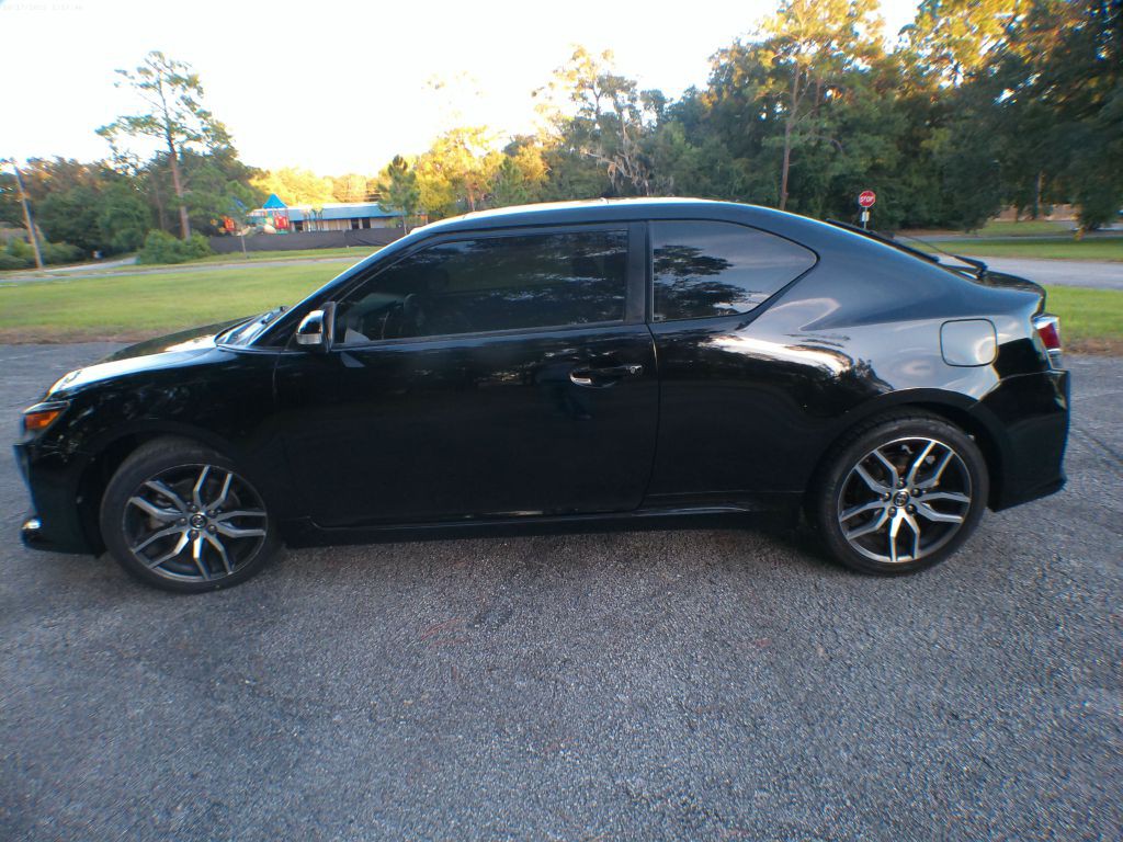 2016 Scion tC Image 23