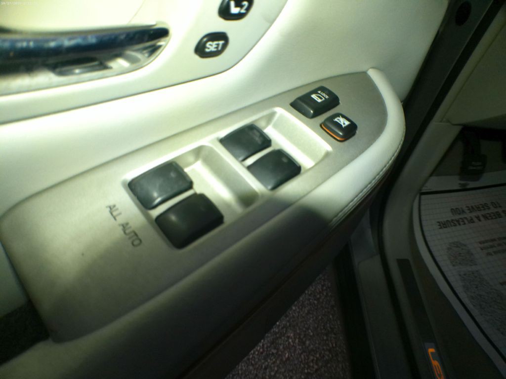2007 Lexus RX Image 10