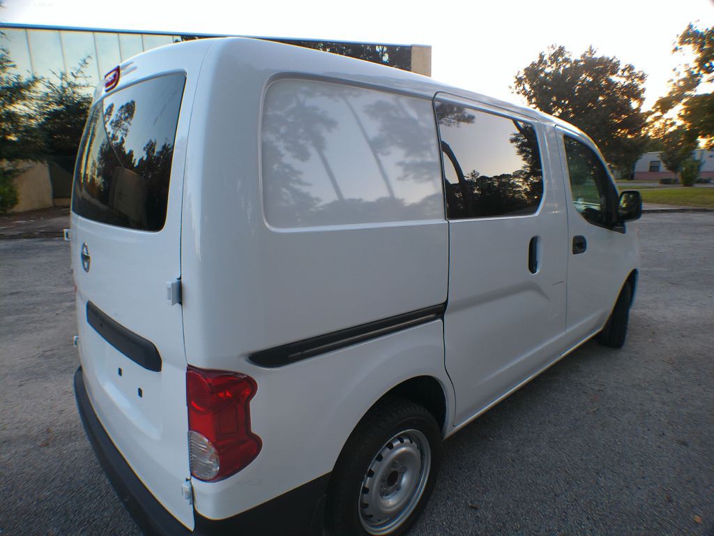 2021 Nissan NV200 Image 3