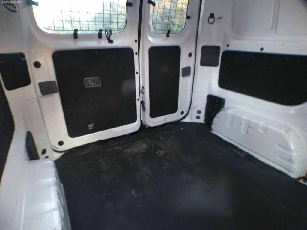 2021 Nissan NV200 Image 8