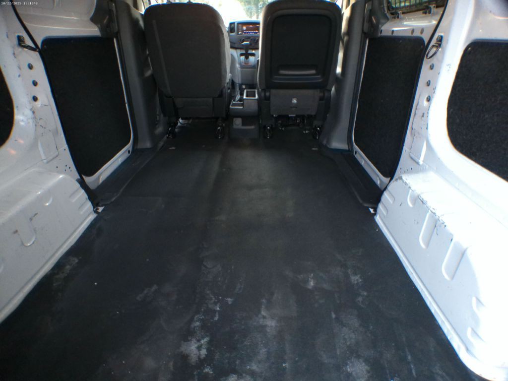 2021 Nissan NV200 Image 9