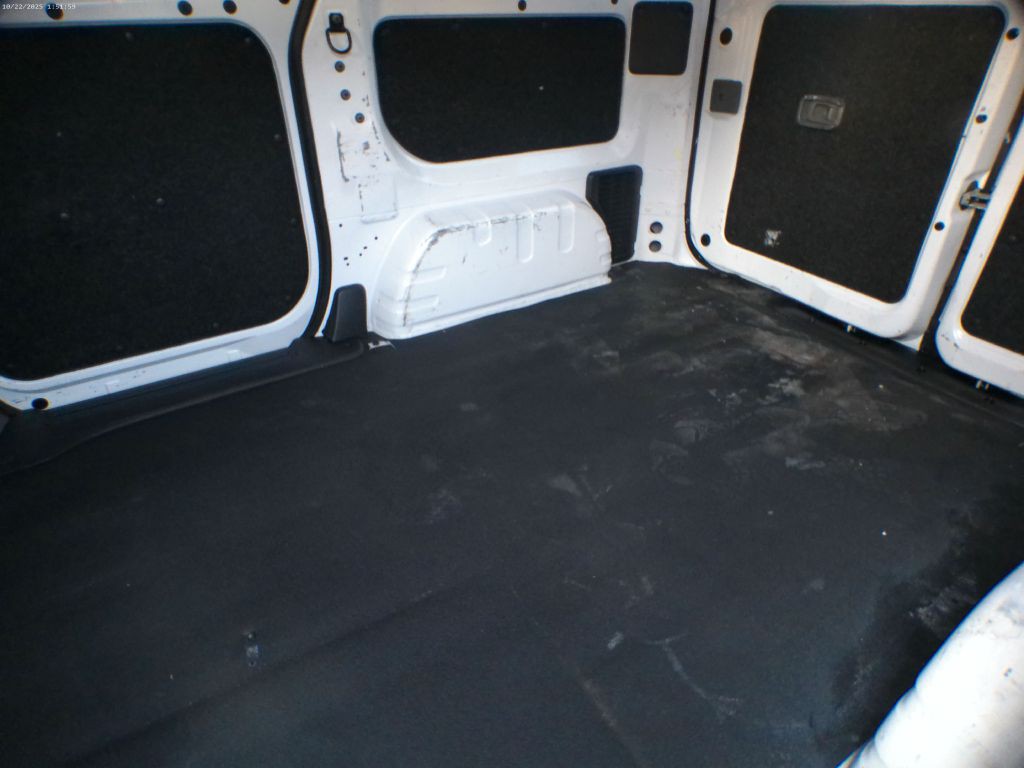 2021 Nissan NV200 Image 10