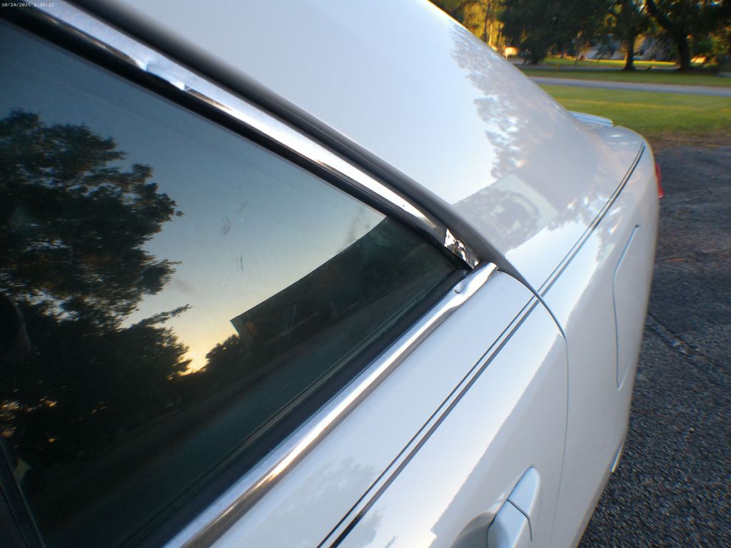 2012 Toyota Camry Image 10