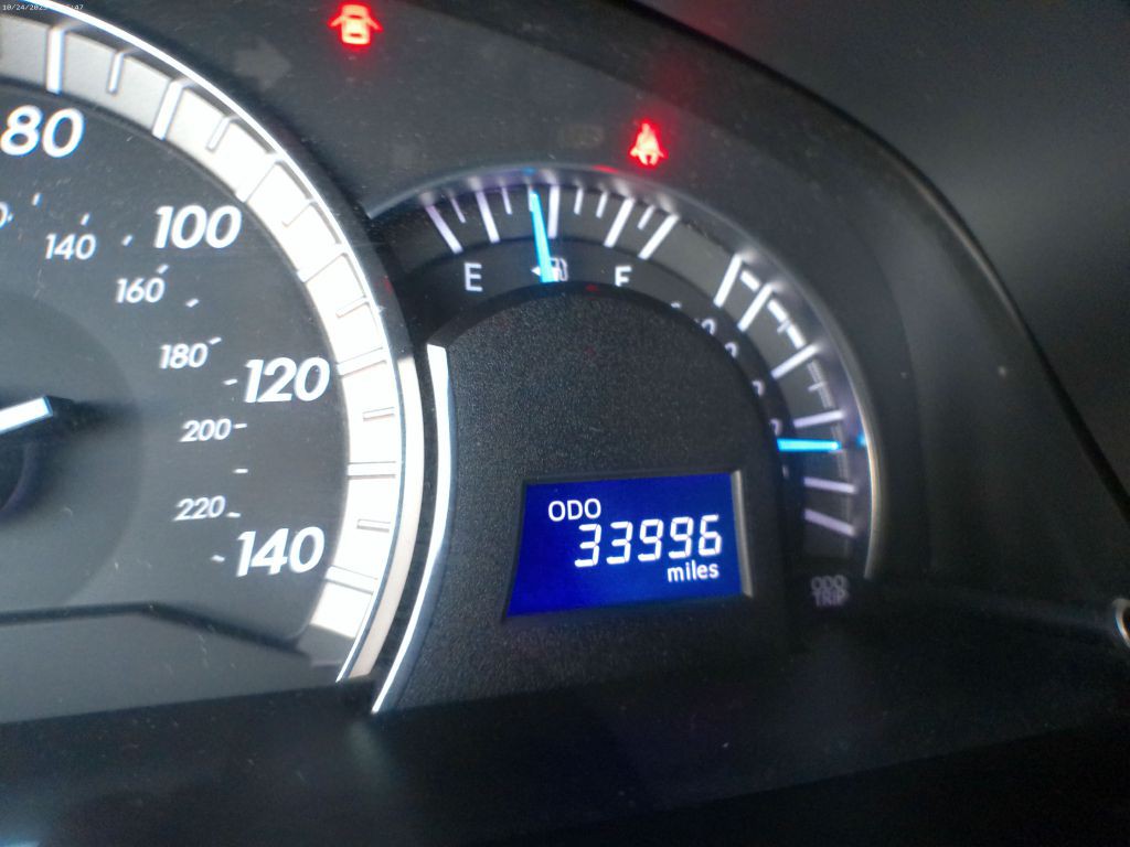 2012 Toyota Camry Image 14