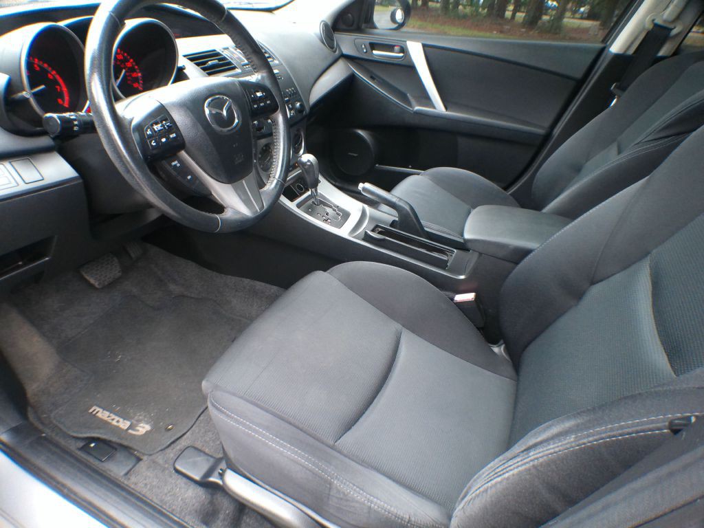 2011 Mazda Mazda3 Image 5