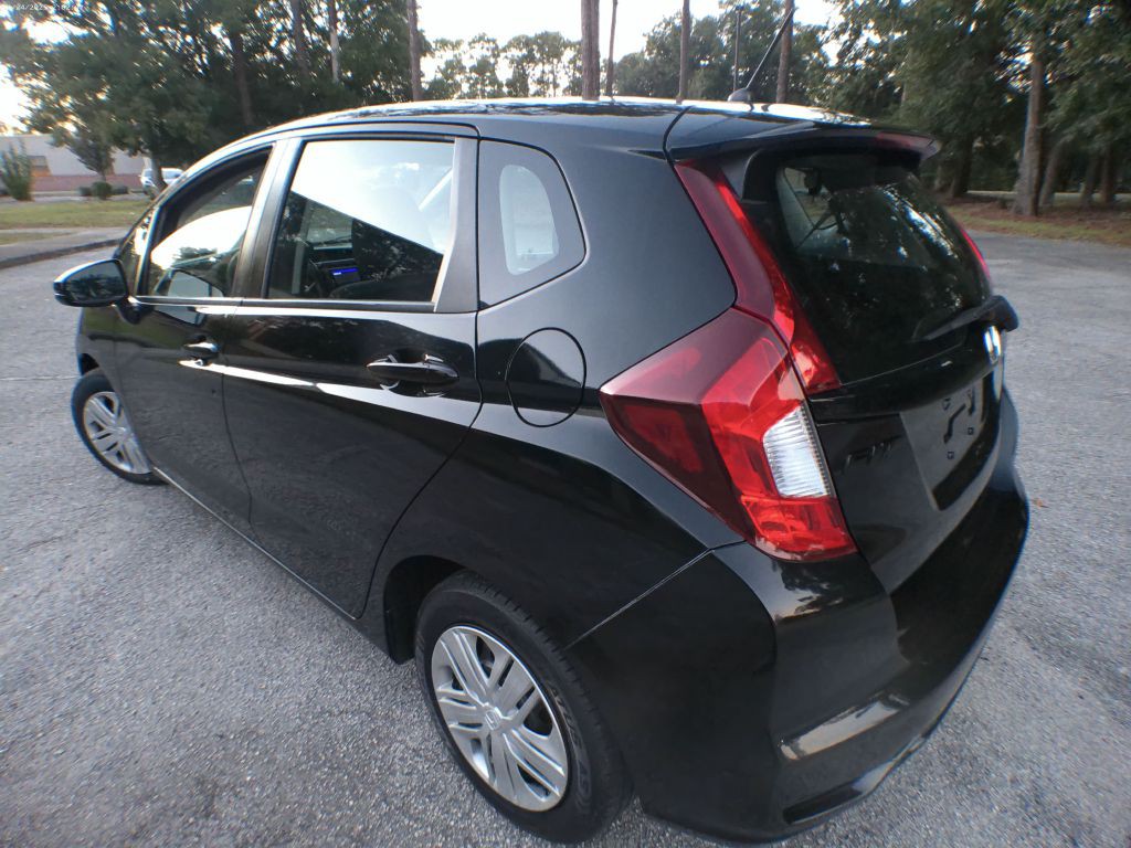 2018 Honda Fit Image 4