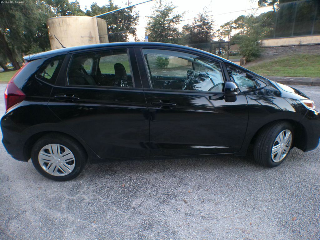 2018 Honda Fit Image 16