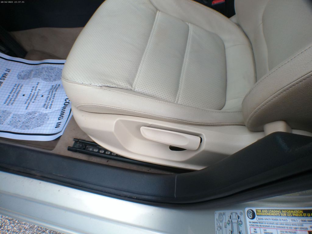 2011 Volkswagen Jetta Image 10