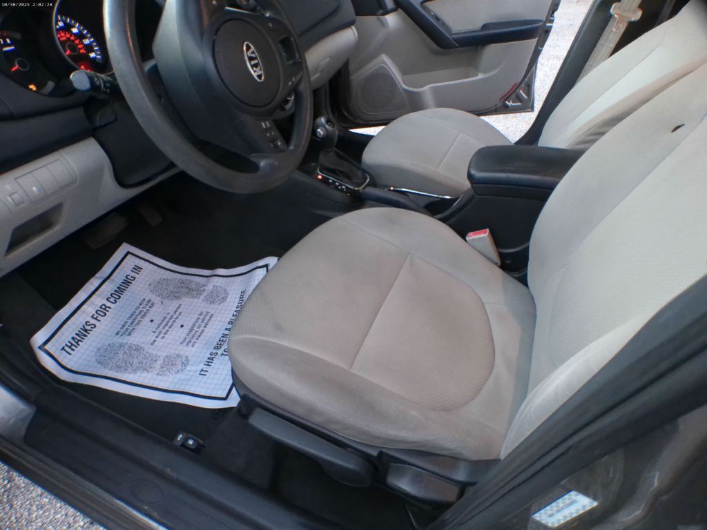 2012 Kia Forte Image 6