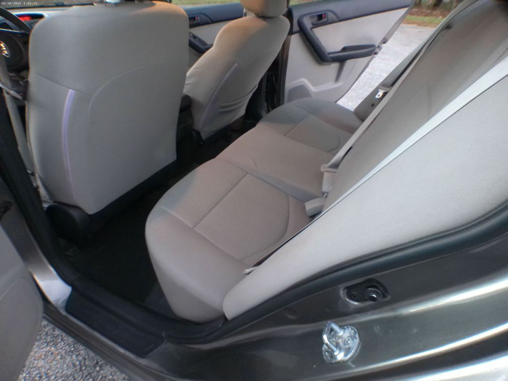 2012 Kia Forte Image 7