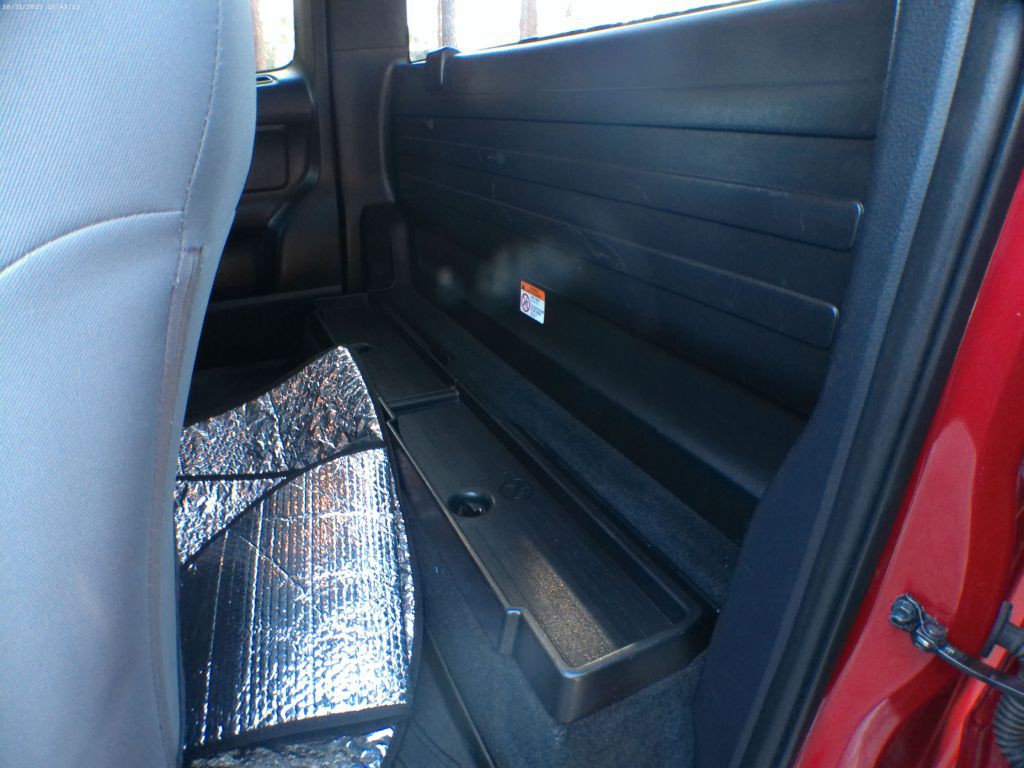 2019 Toyota Tacoma Image 6