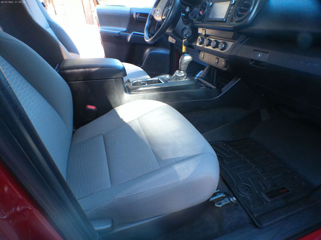 2019 Toyota Tacoma Image 7