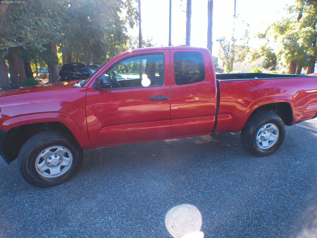 2019 Toyota Tacoma Image 14
