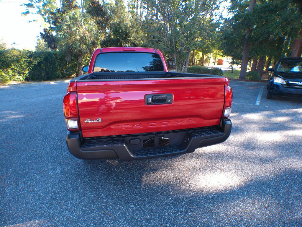 2019 Toyota Tacoma Image 16