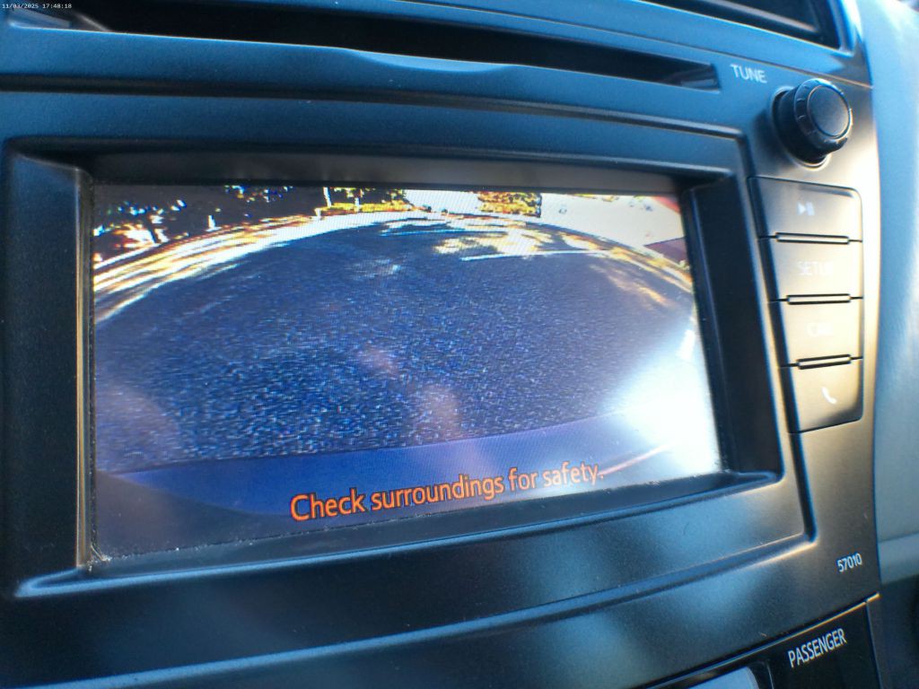 2014 Toyota Prius Image 13