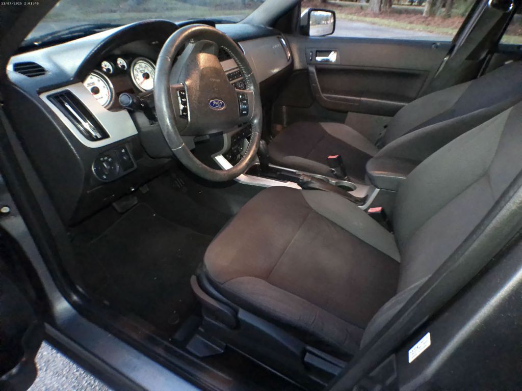 2011 Ford Focus Image 5