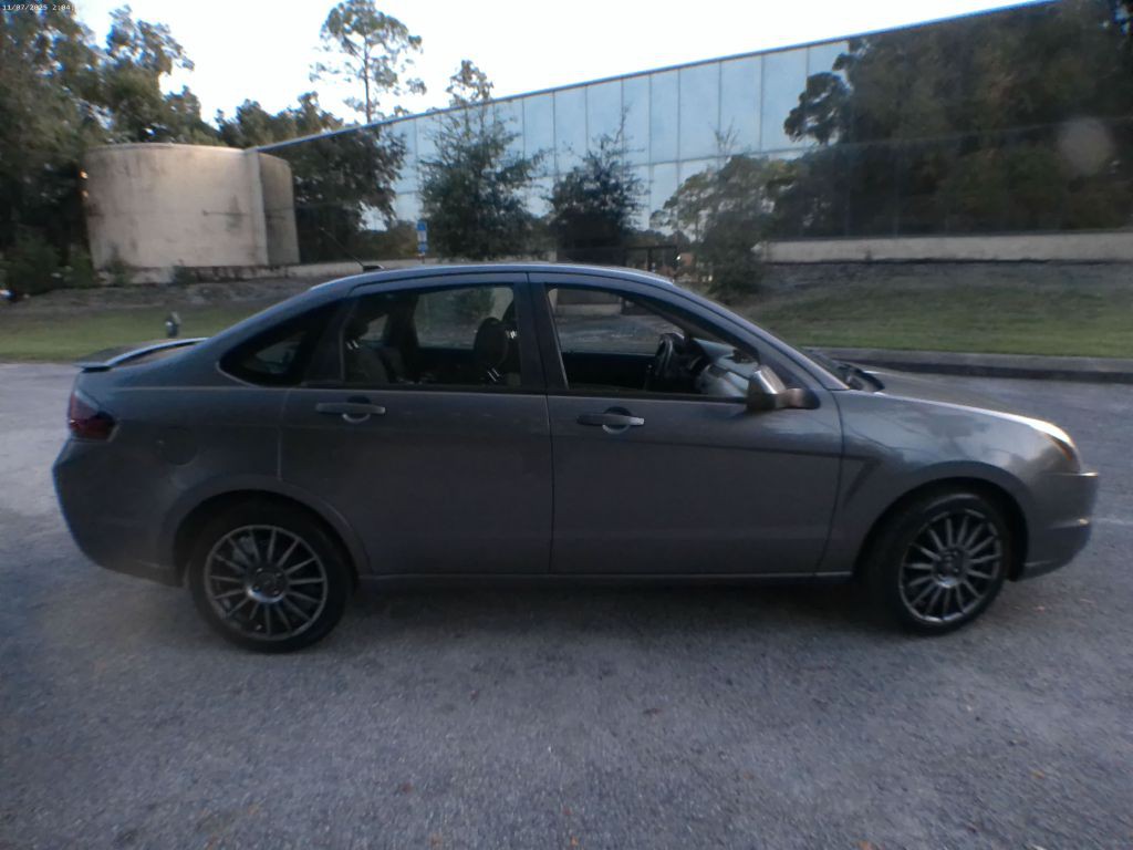2011 Ford Focus Image 11