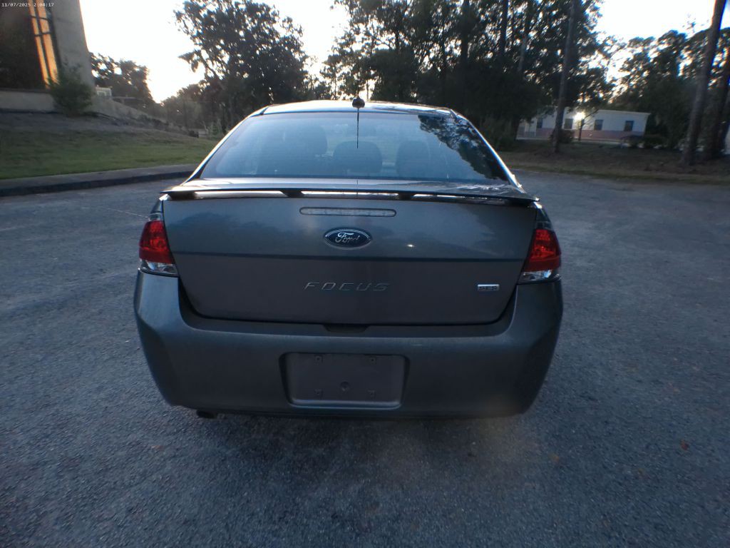 2011 Ford Focus Image 12