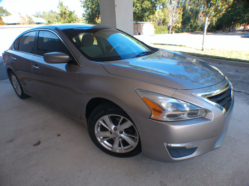 2013 Nissan Altima Image 2