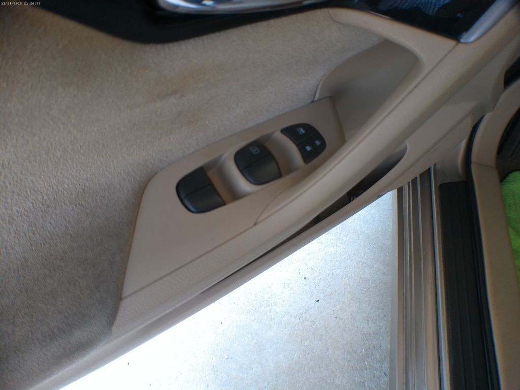 2013 Nissan Altima Image 9