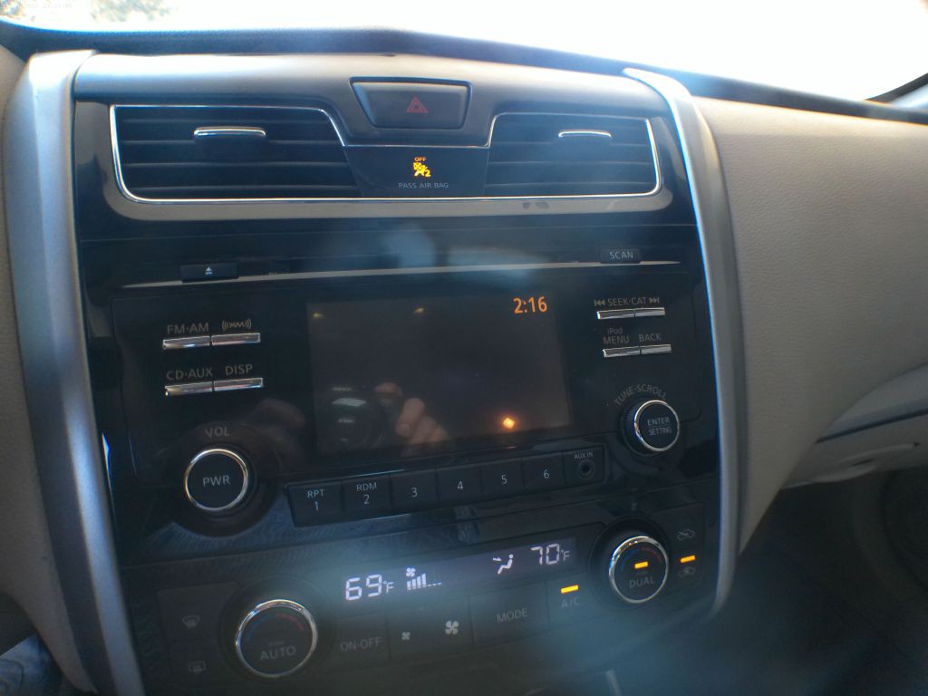 2013 Nissan Altima Image 10