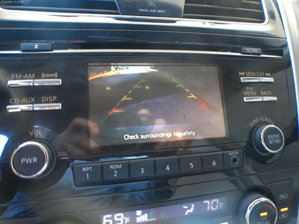 2013 Nissan Altima Image 11