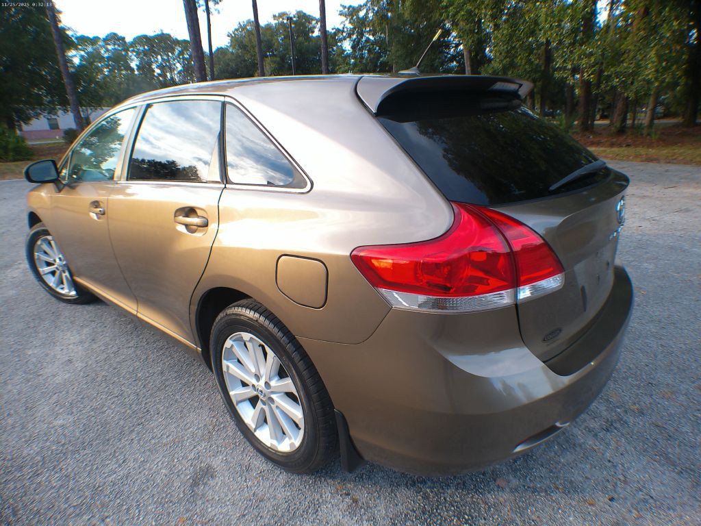 2010 Toyota Venza Image 4