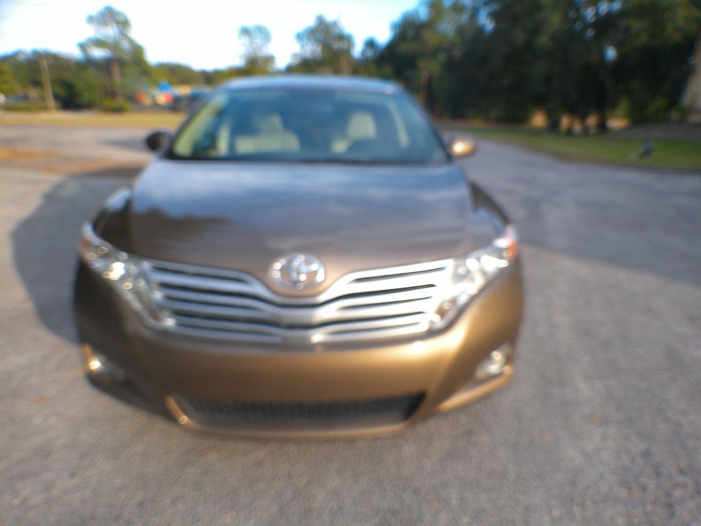 2010 Toyota Venza Image 14