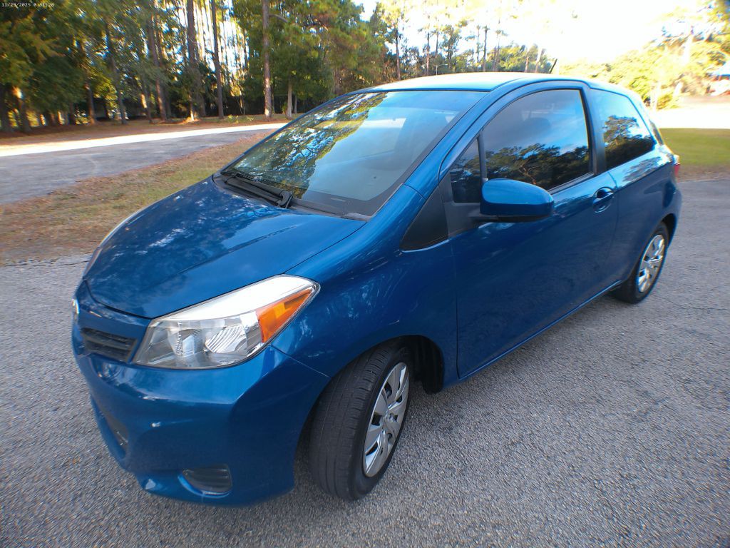 2013 Toyota Yaris Image 1