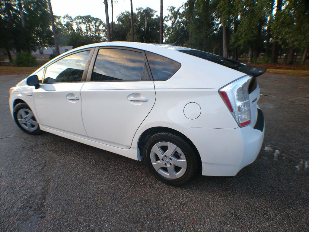 2011 Toyota Prius Image 3