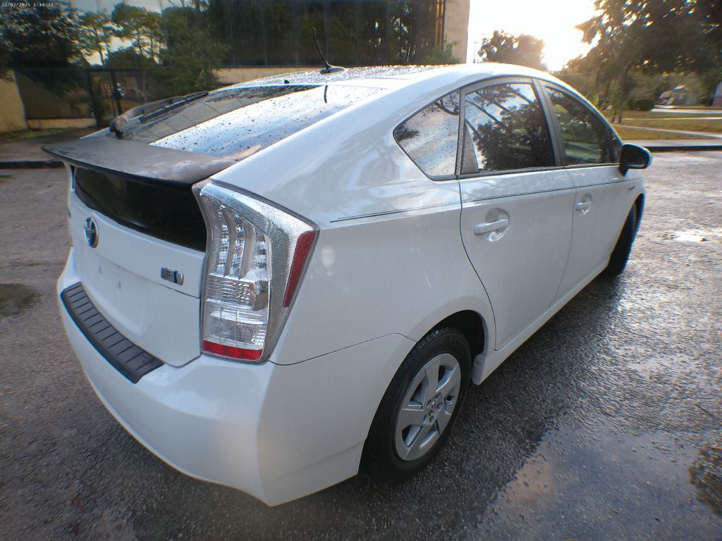 2011 Toyota Prius Image 4