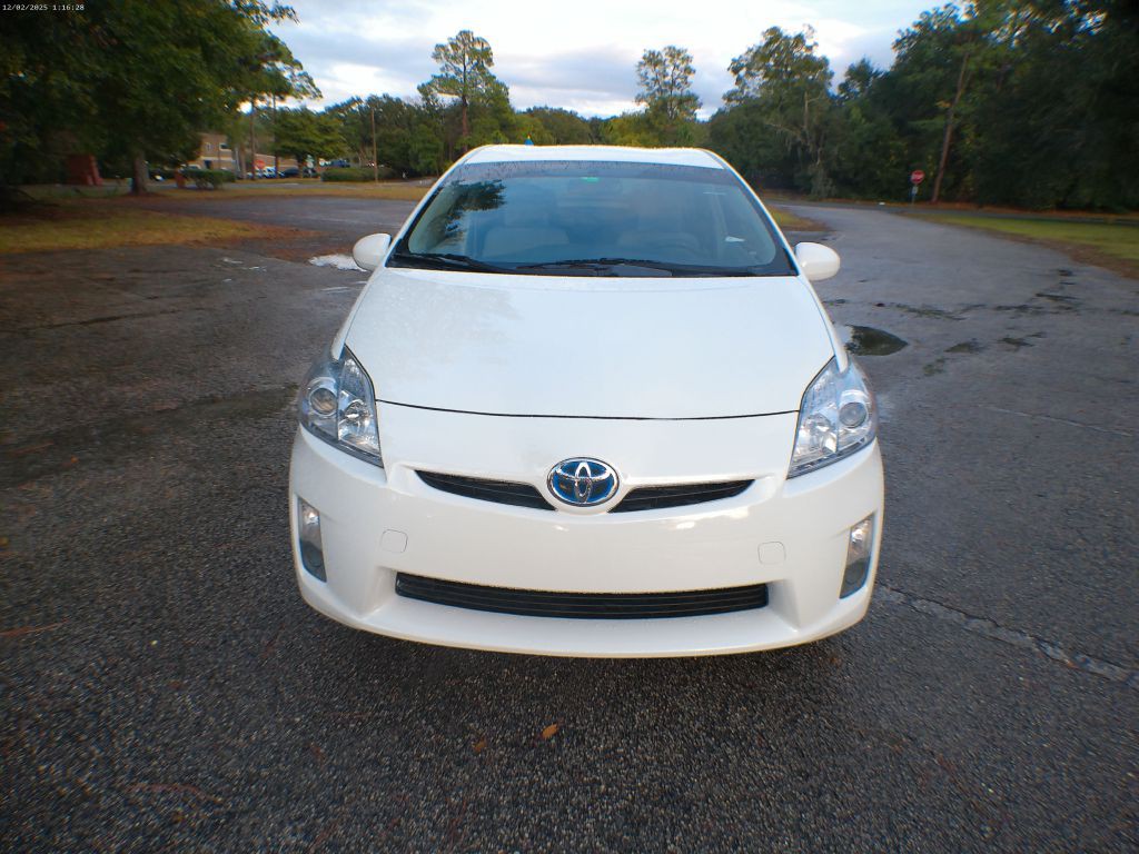 2011 Toyota Prius Image 12