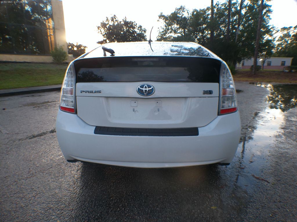 2011 Toyota Prius Image 15